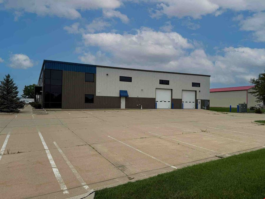 9440 & 9435 Wright Bros Ct SW
