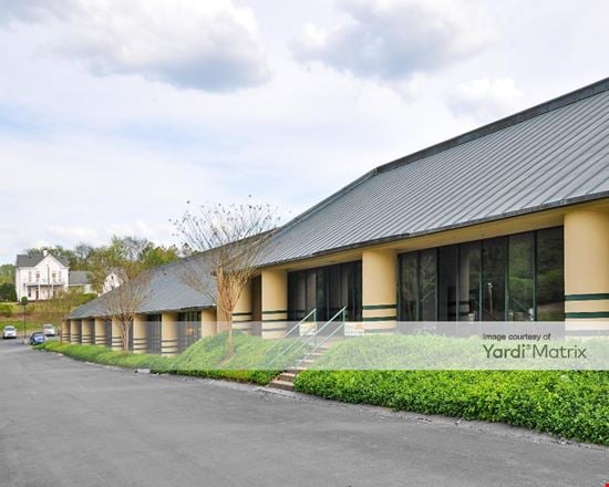 Preview of Office space for Rent at 1400 Donelson Pike