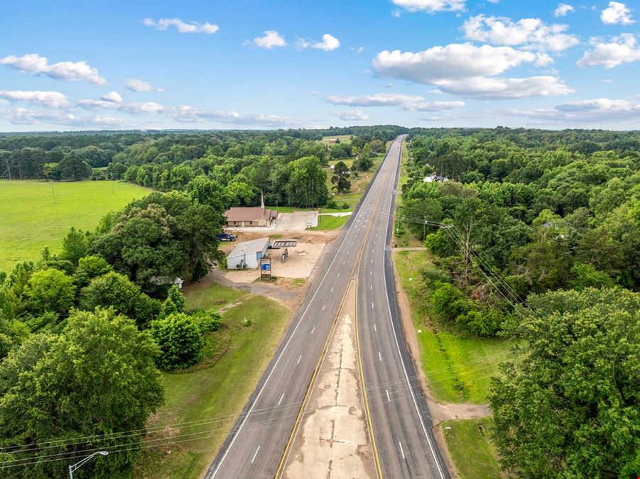 Convenience Store in Naples, TX for Sale