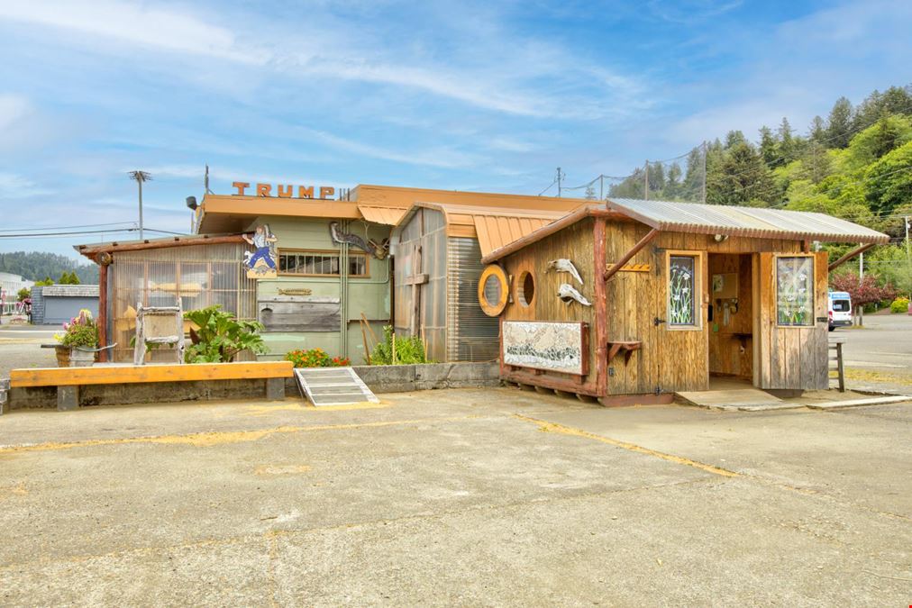 532 Fir Ave Reedsport, OR 97467