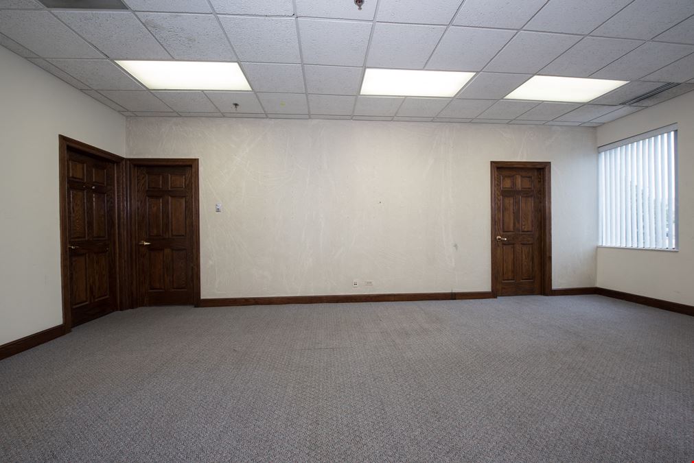 Office/Warehouse Flex Space