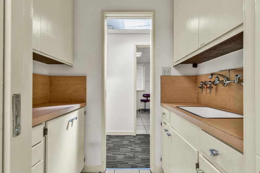 7930 MacArthur Blvd Medical Space | $750,000