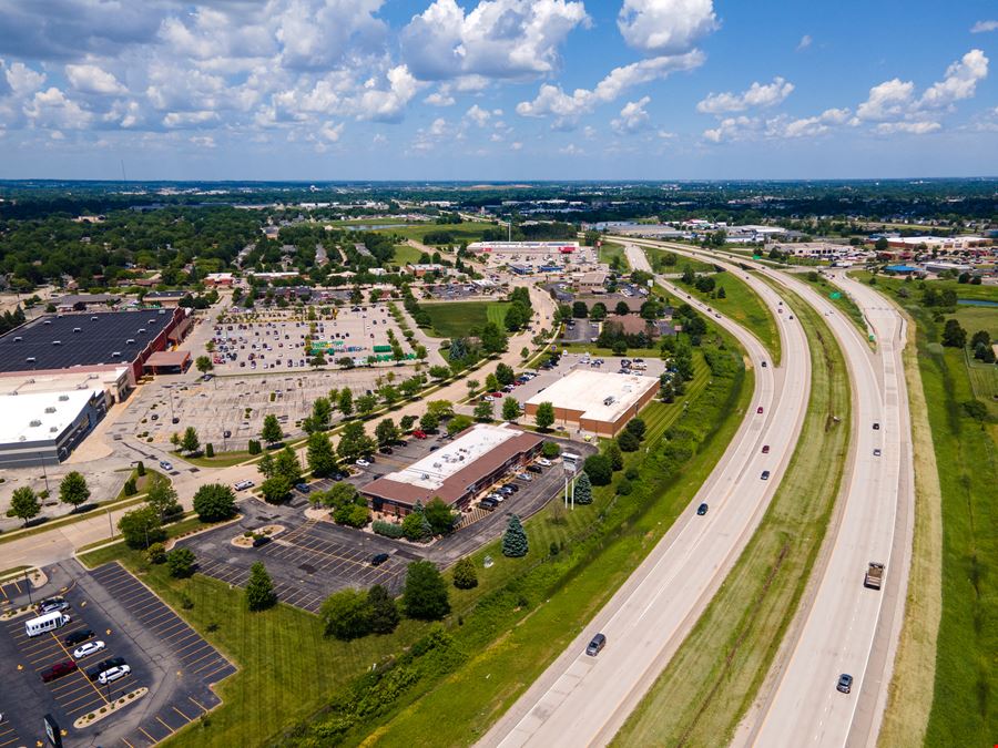 Kensington Strip Center | Appleton, WI