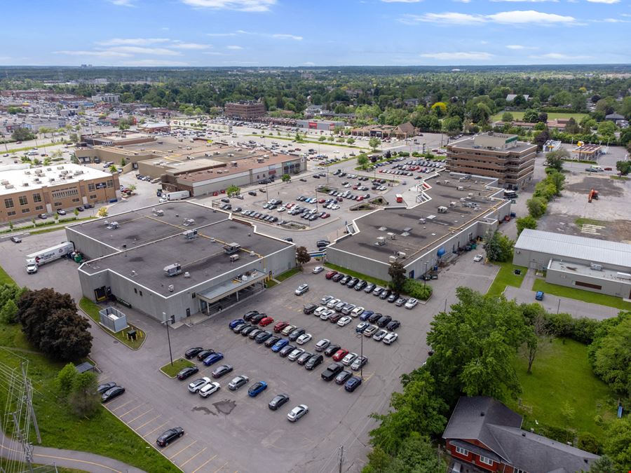 Emerald Plaza