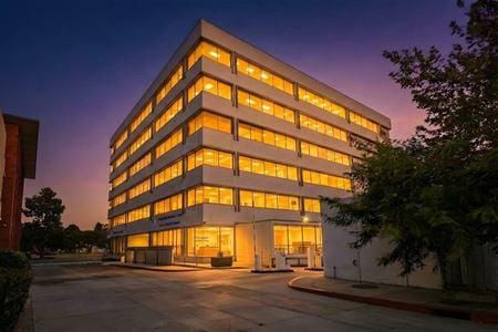 Preview of Office space for Sale at 301 N Prairie Ave