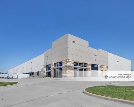 Preview of commercial space at 1300 North Highway 360