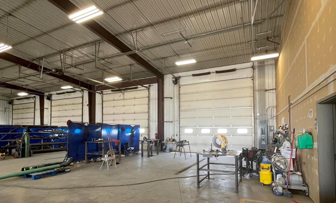 14,100± SF Industrial Investment on 4.98± AC