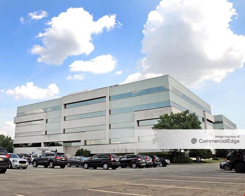 Skyline Corporate Center
