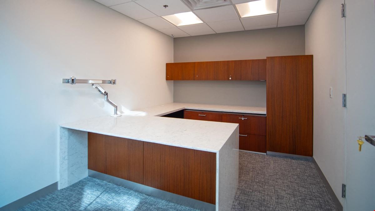 Marriott Subway Level Suites