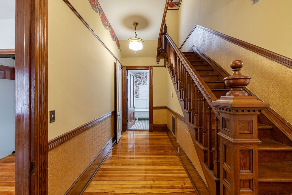 Newton-Gibson House