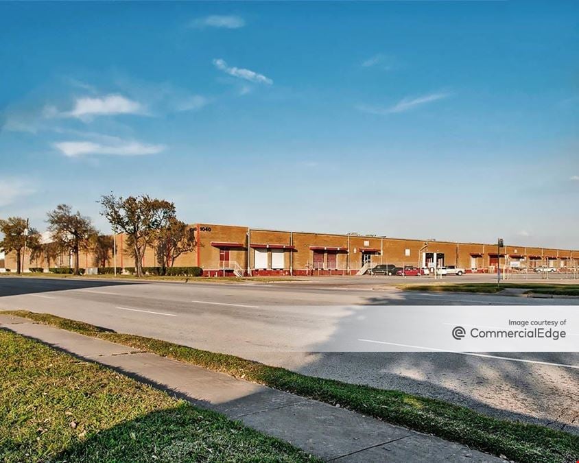 1040 Lockwood Drive