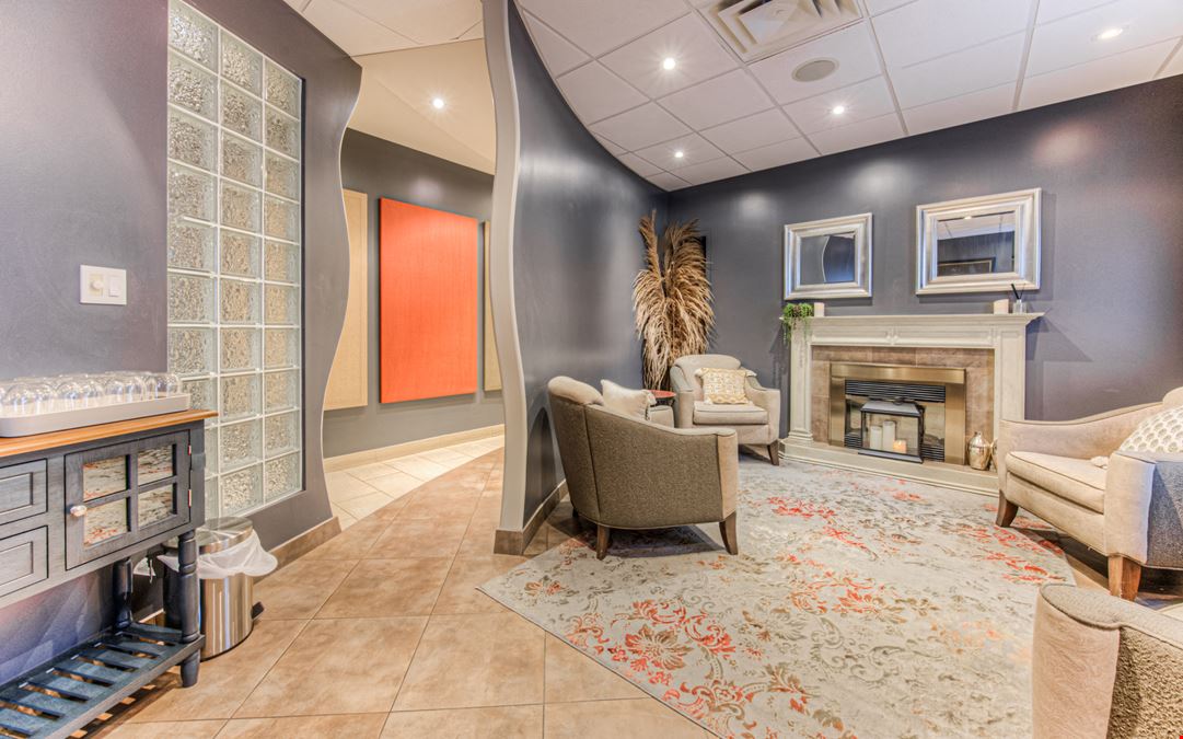 370 University Avenue E., Unit 105