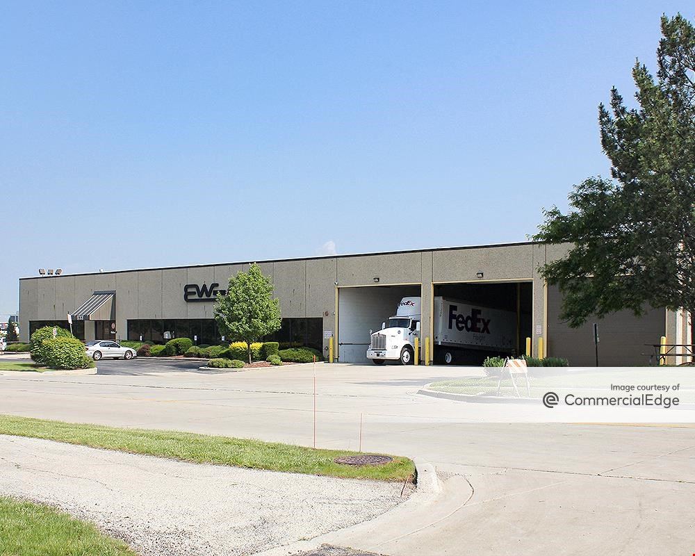 933 East Remington Road
