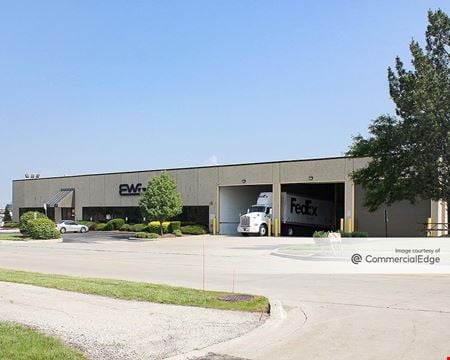 Preview of Industrial space for Rent at 933 East Remington Road