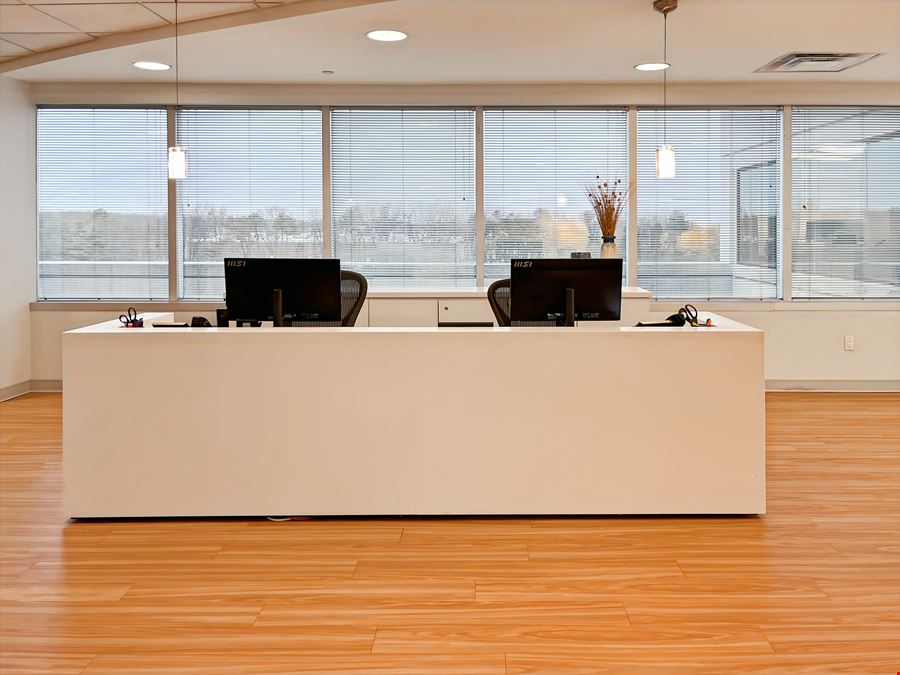 Regus - Hauppauge - 150 Motor Parkway