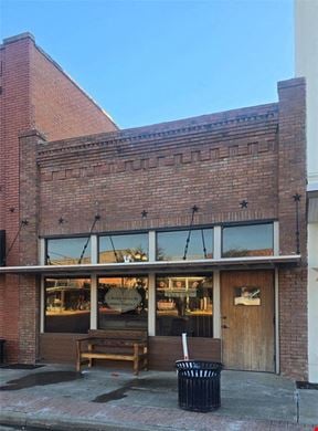 103 McKinney St
