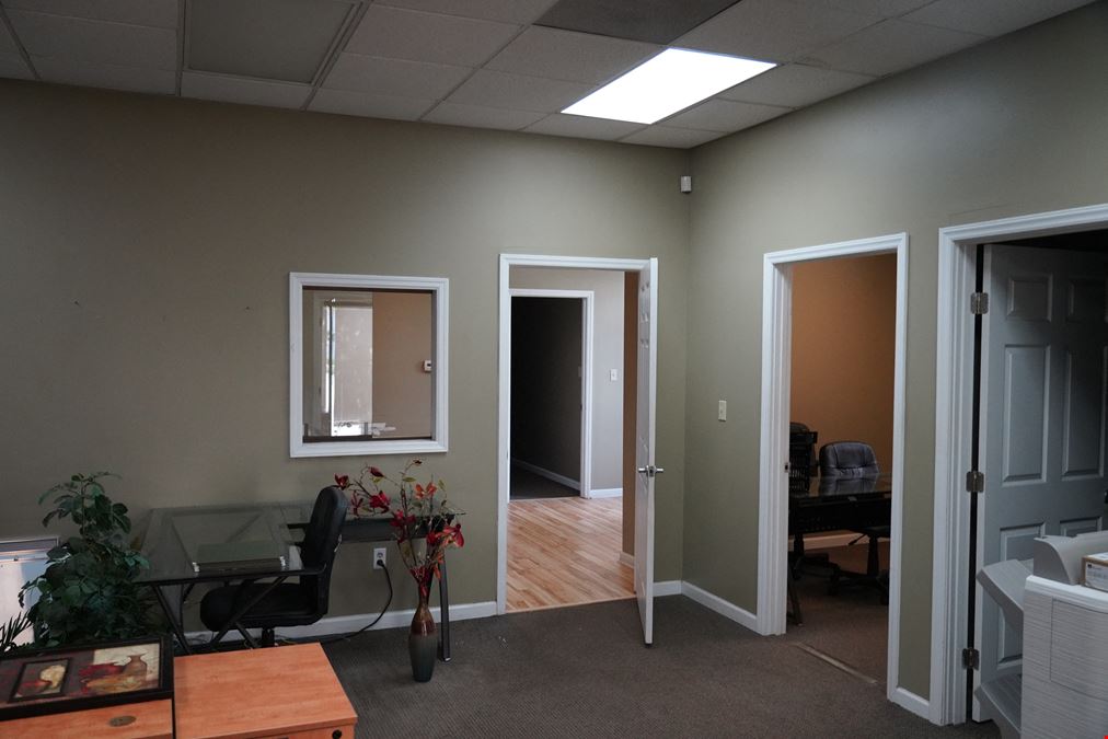 1212 N Main St