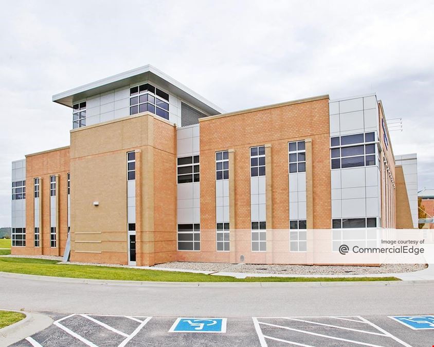 Nebraska Heart Institute Medical Office Building