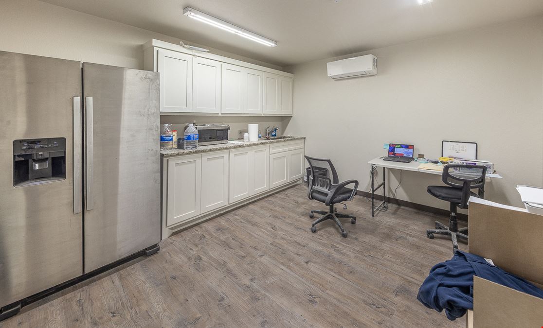8912 County Road 6835