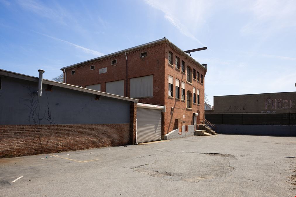 40 Lake Street