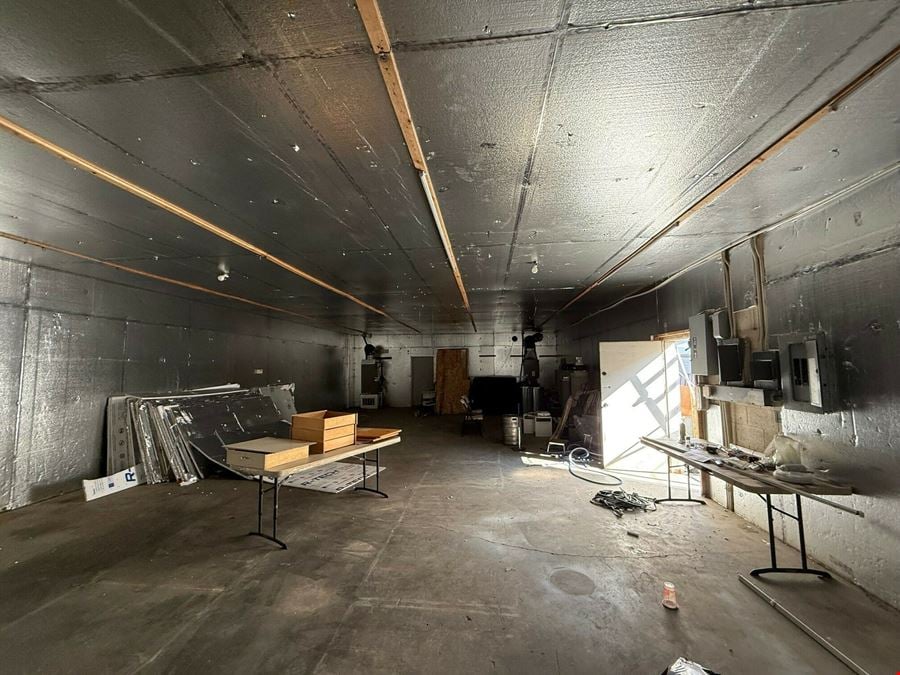 Prime Office/Warehouse Spaces in Fresno