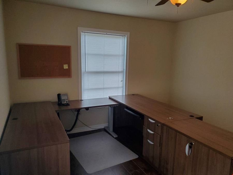 5605 George Bush Dr, Katy, TX 77493