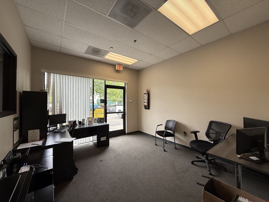 Office/Flex Space Available in Excellent Condition & Move-In Ready