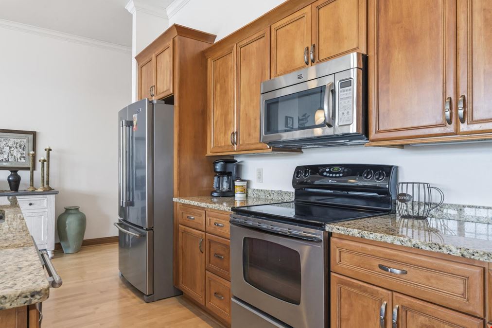 Luxury River View Living at Eagles Landing