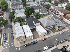 Industrial/Multifamily Investment Property with 16' Ceilings