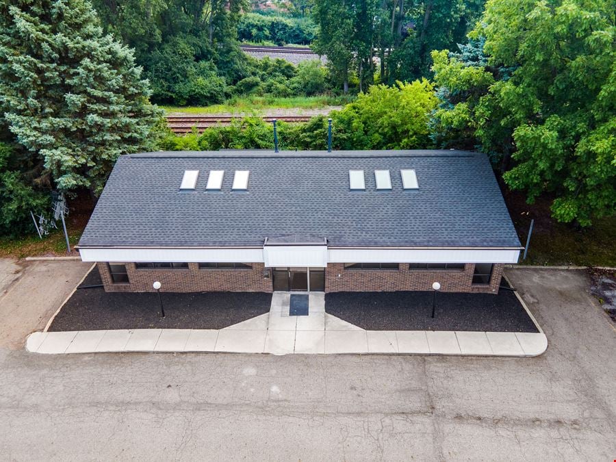 1125 Trowbridge Rd