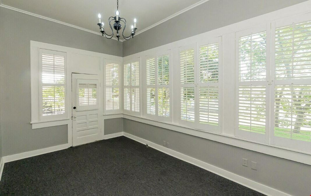 709 S Bois D Arc Ave