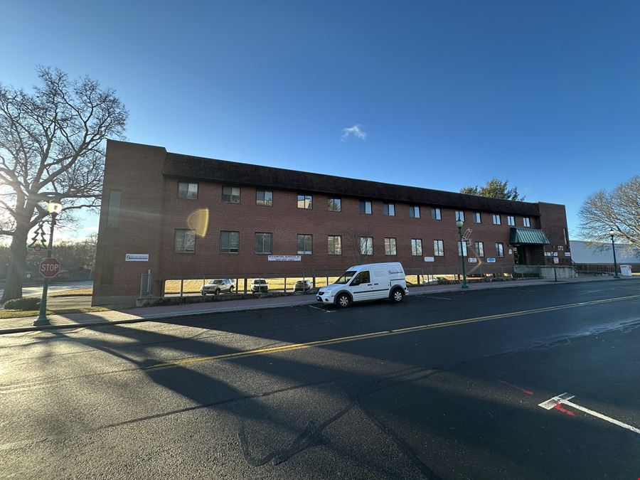 171 Market Square