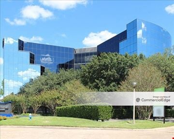 Gulf Plaza