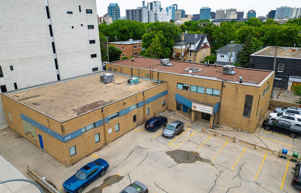 255 & 248 Sherbrook Street