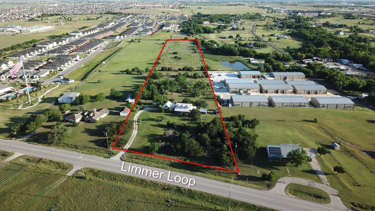 995 Limmer Loop