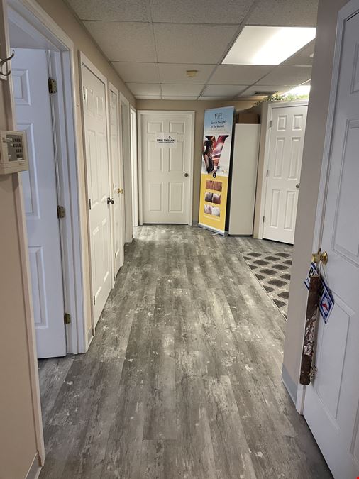 1 B Commons Drive, Unit 13B