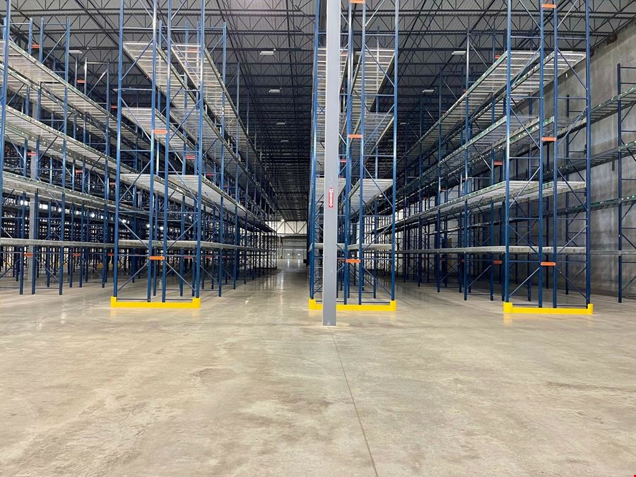 193,771 SF Warehouse Space Available