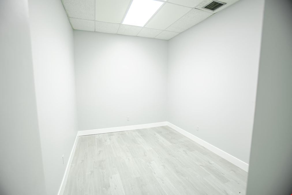 Premier Standalone Office/Retail Opportunity