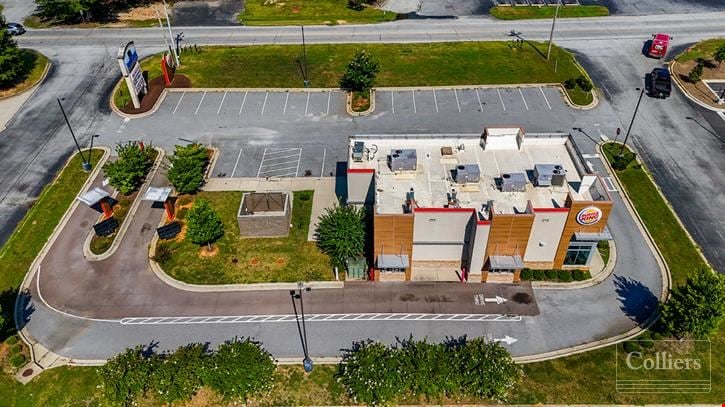 ±2,360 SF Fully Equipped Vacant Restaurant with Double Drive Thru in Clinton, SC