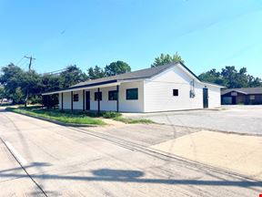 2000 - 2002 W Sublett Rd