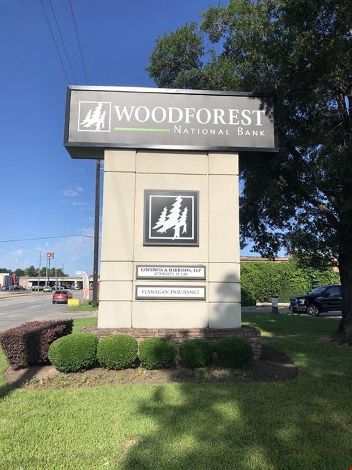Woodforest National Bank Rayford Rd.