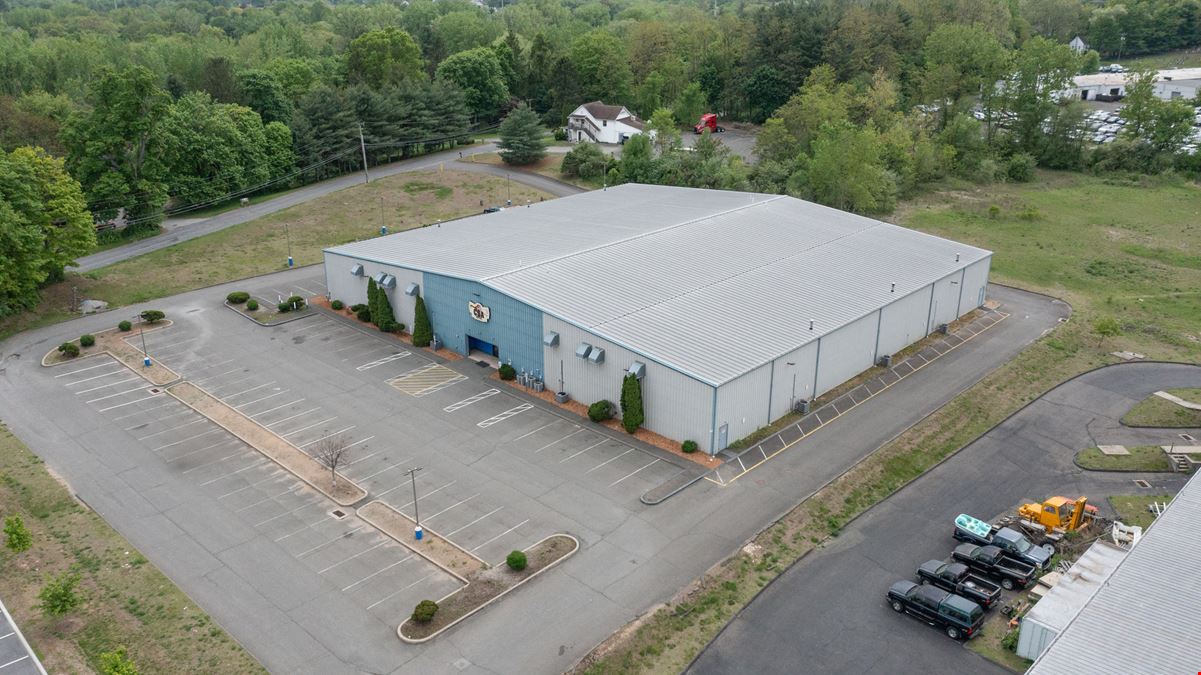 32 Still River Dr, New Milford, CT