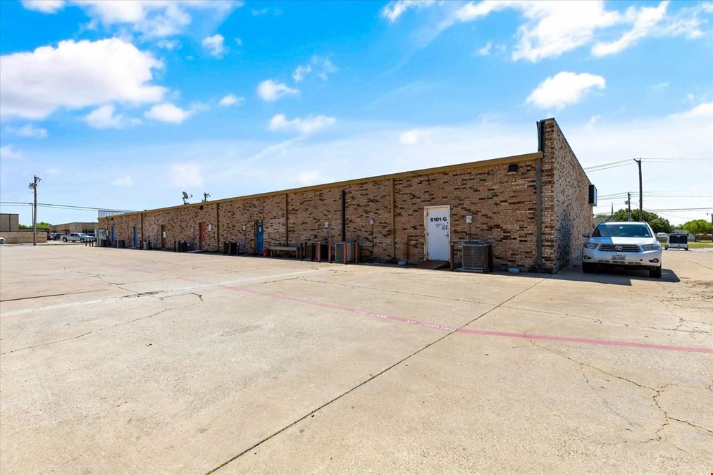 6101 Watauga Square