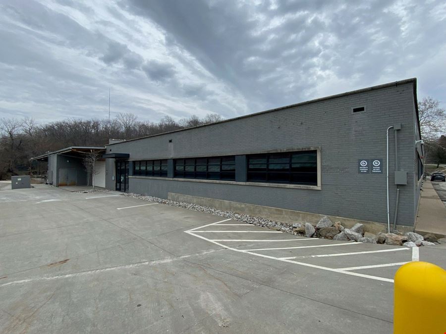 Grocers Warehouse