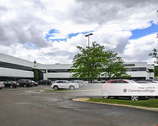 Preview of Office space for Rent at 31731 Northwestern Hwy