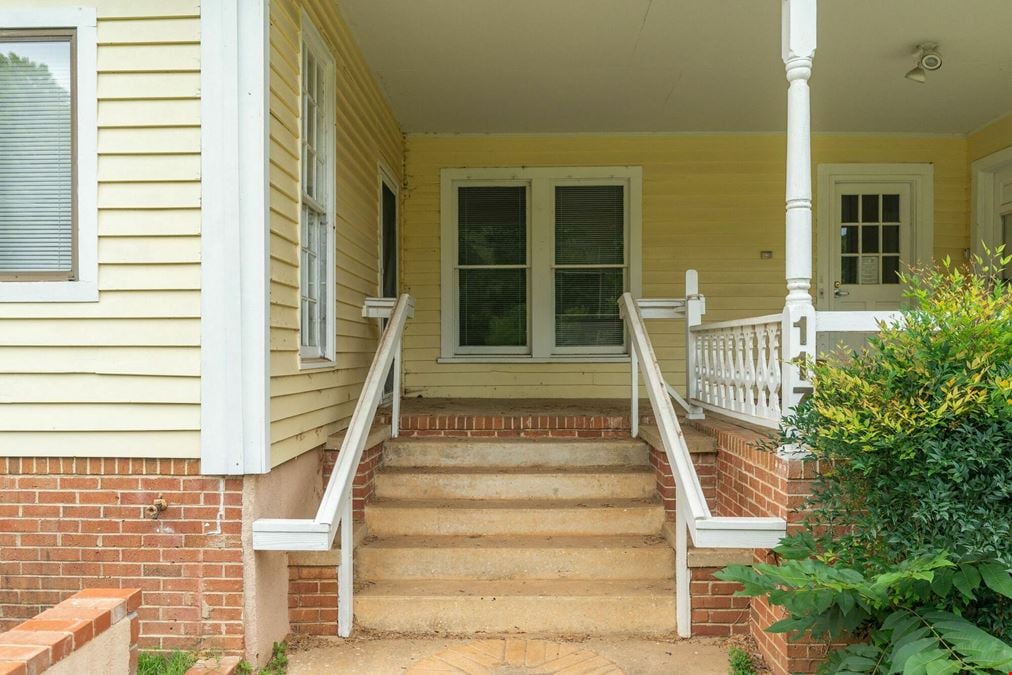 117 E. Salisbury