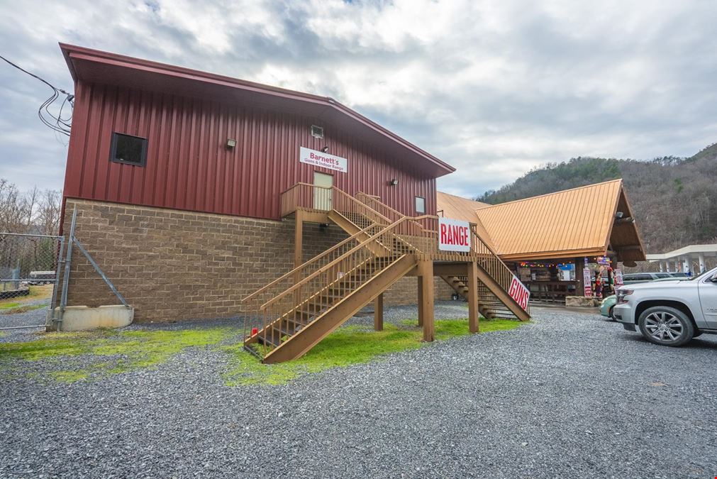 Barnett's Guns & Indoor Range