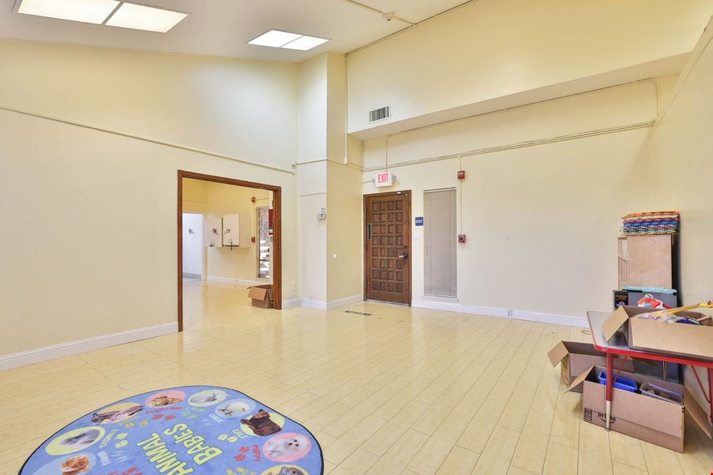 1110 Sunnyvale Saratoga
