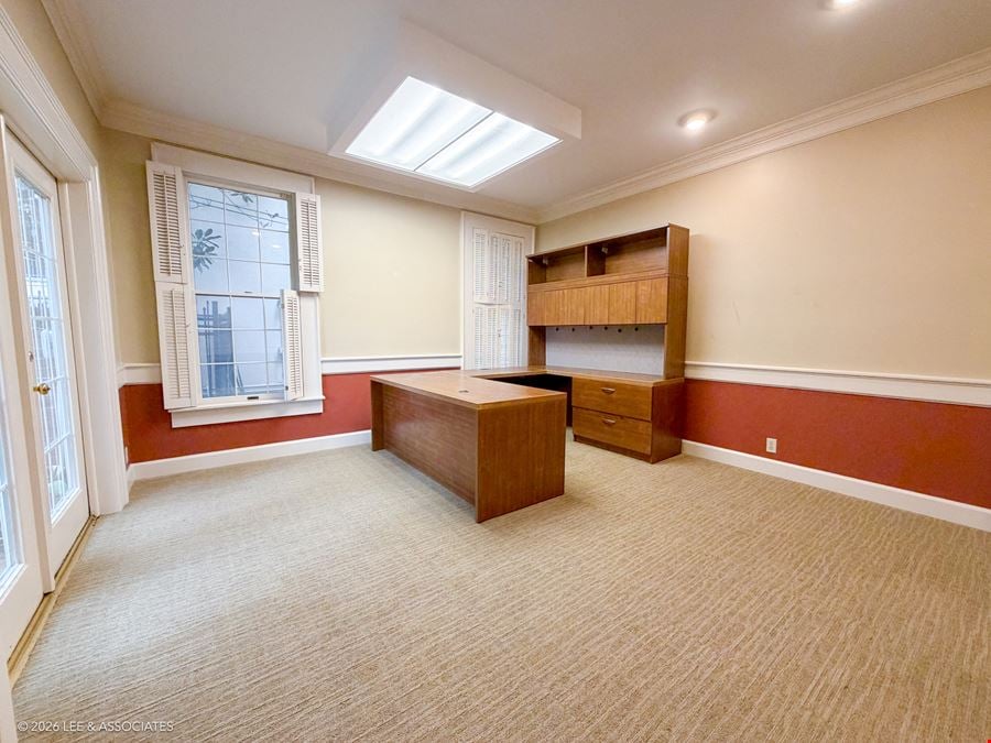 Downtown Gainesville Executive Office