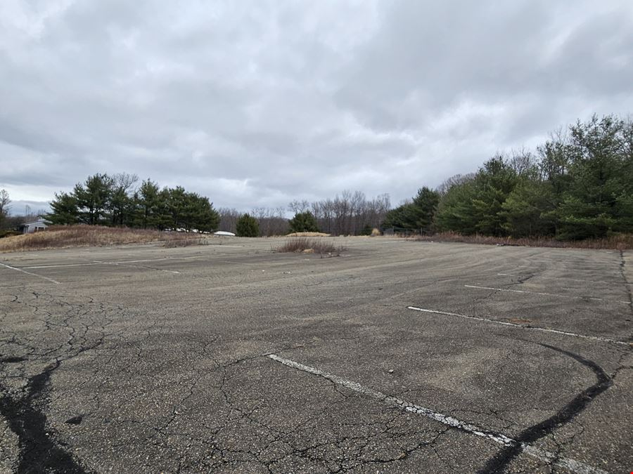 Pocono Select Service Hotel - Land